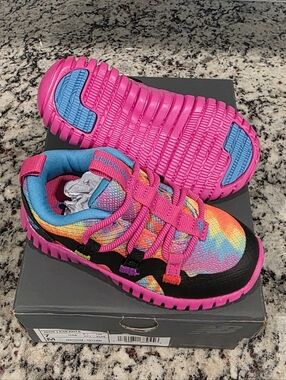New Balance Toddler Rainbow Sneakers with Hot Pink Accents Size 7 NWT/B